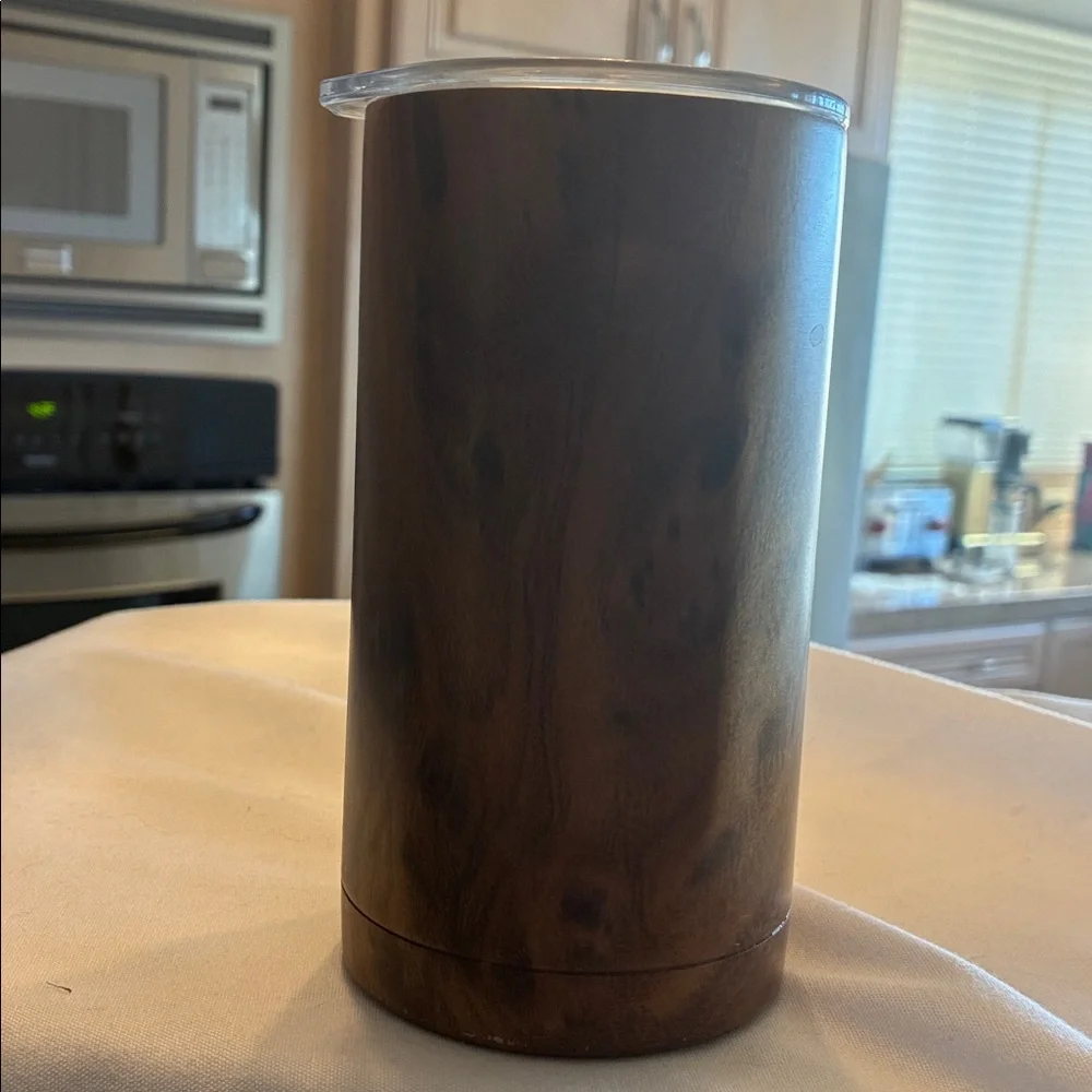 BrüMate Wood Grain Tumbler Insulated Walnut Bottle Cooler in Stylish Wood Grain